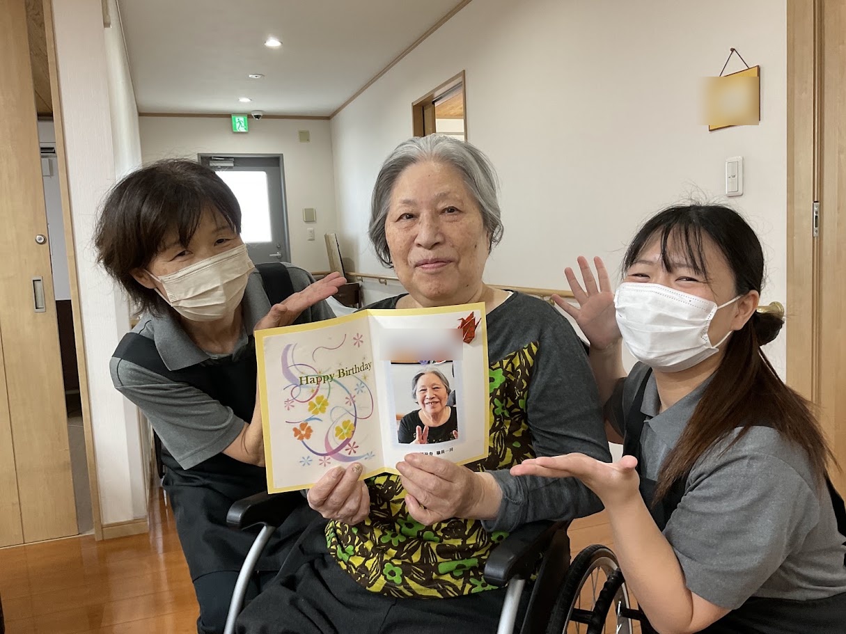 福禄寿 スタッフと利用者様の温かい笑顔