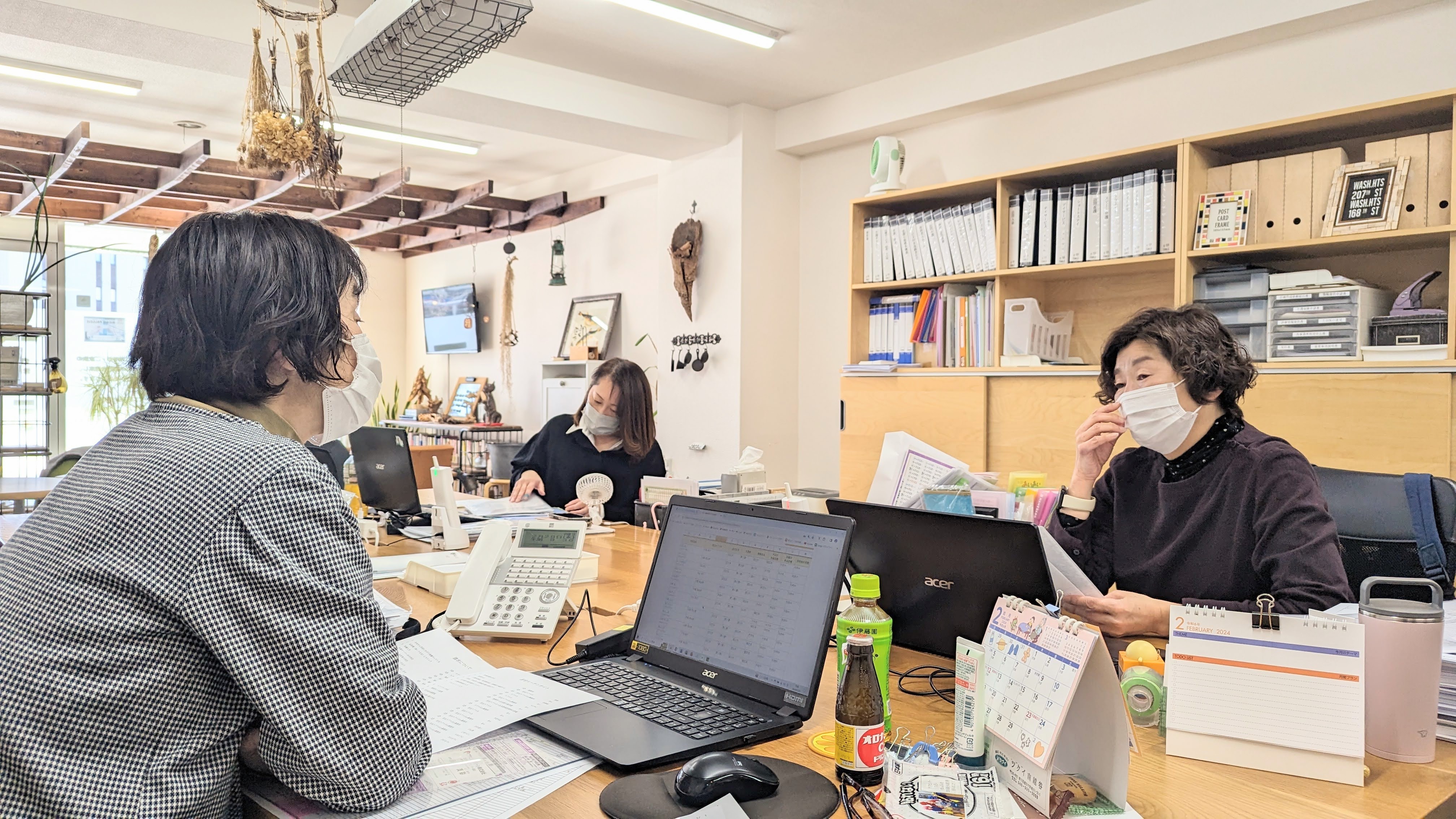 越谷事業所 温かい笑顔のケアマネジャースタッフ